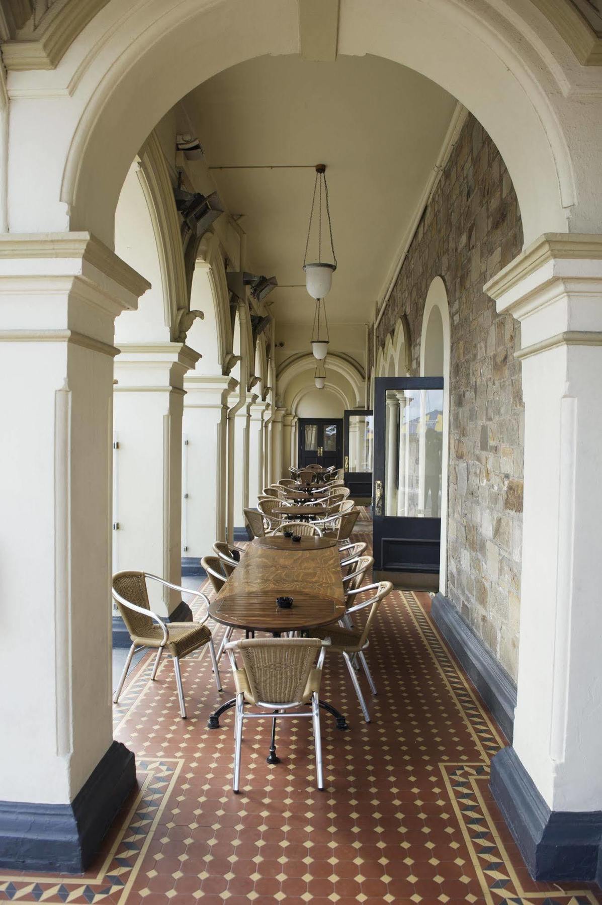 Largs Pier Hotel Adelaide Exteriör bild